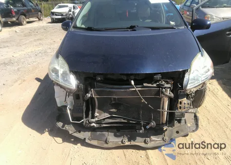 2015 Toyota Prius Two z USA, uszkodzony, nr VIN JTDKN3DU0F0464830